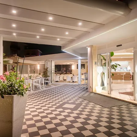 All'orologio 3 Stelle Superior Hotell 3*